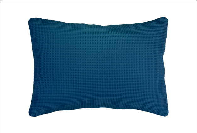 rectangle_accent_pillow.png